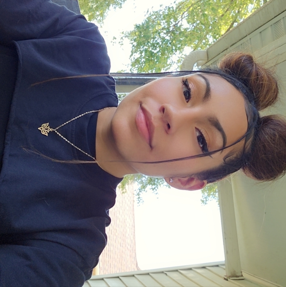 Meet your Posher, Dora